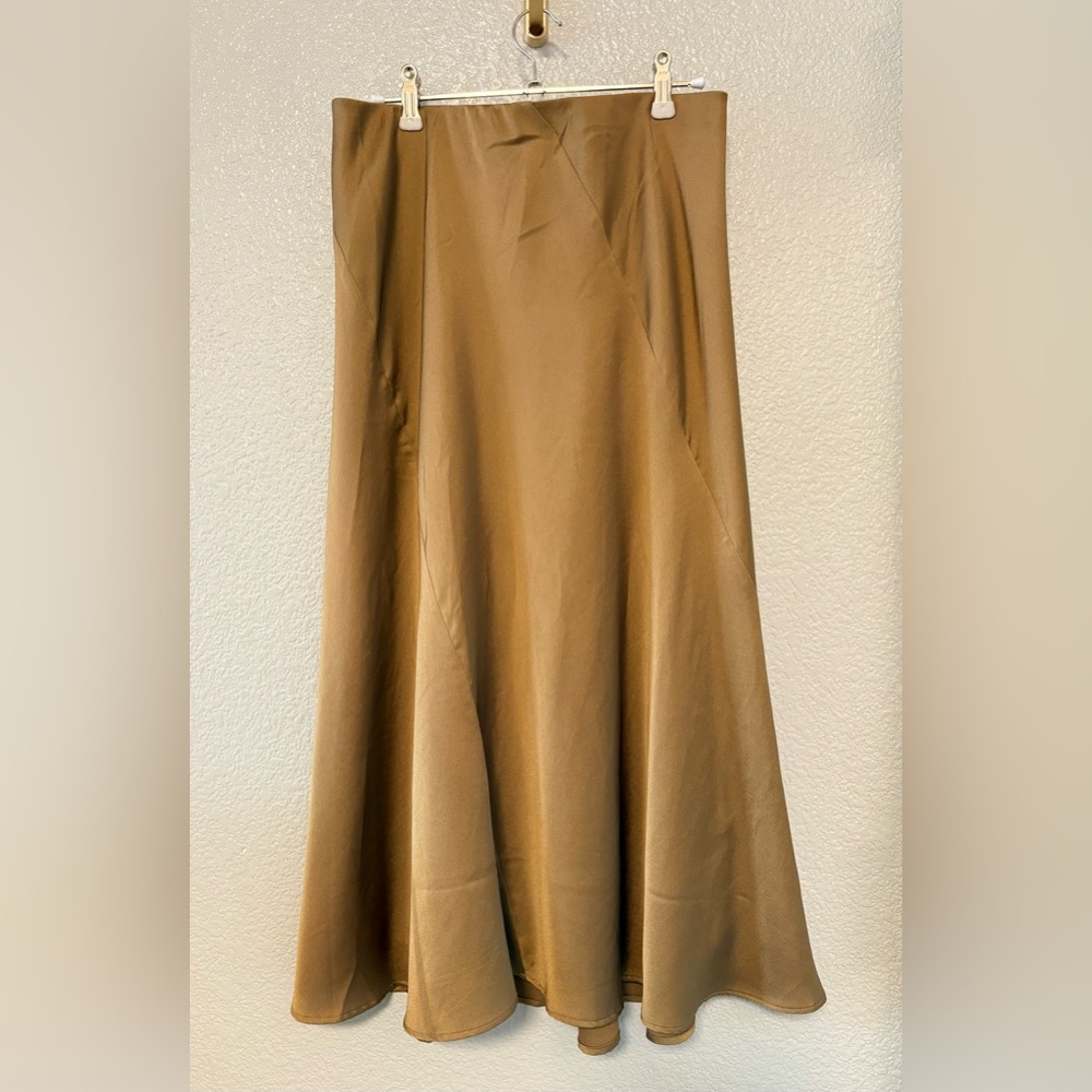 Banana Republic - A-Line Satin Skirt - Tan - S